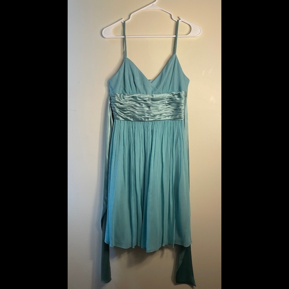 Maggy London silk aqua teal formal prom dress v-neck fit and flare women size 8